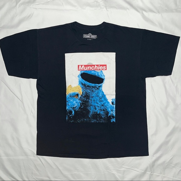 Men’s XL “Munchies” shirt - Picture 1 of 7